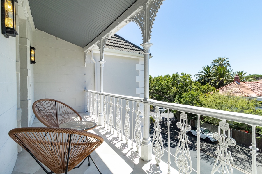 To Let 4 Bedroom Property for Rent in Oranjezicht Western Cape